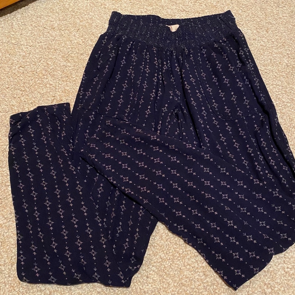SO Airy Jogger Pants NWOT